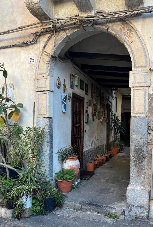 Home Catania Dante Accommodations Exterior foto